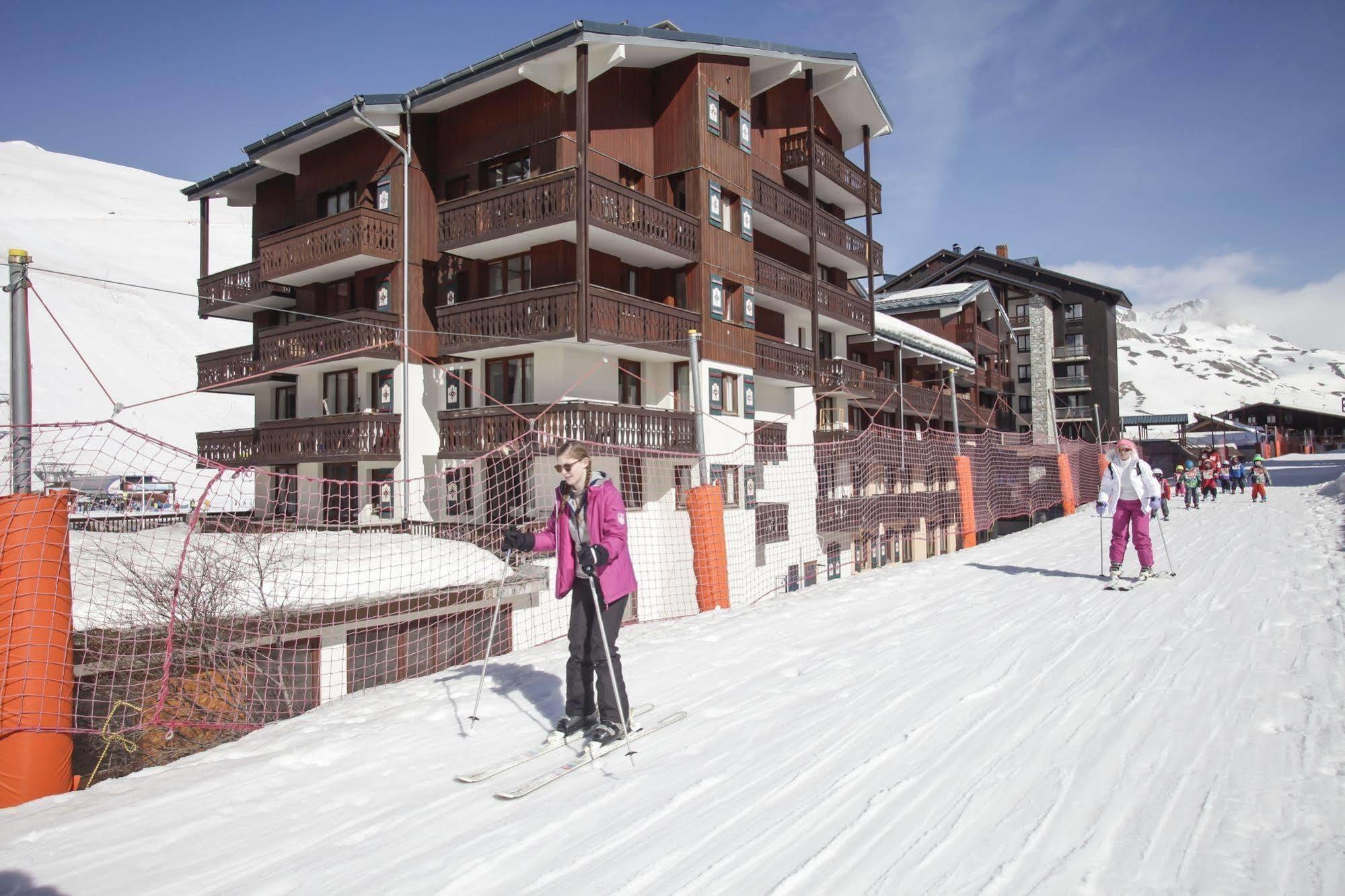 Residence Odalys Le Rond Point Des Pistes Тинь Экстерьер фото